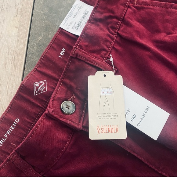 St. John's Bay Women's Relaxed Fit Girl Friend Chino Pant - Picture 7 of 15